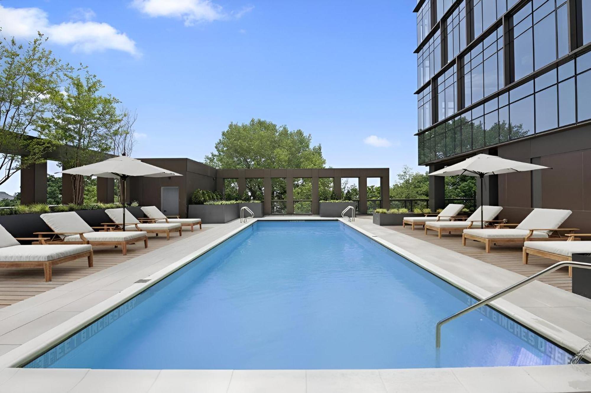 Elite Brooklyn Living With Premiere Amenities Pangsapuri
